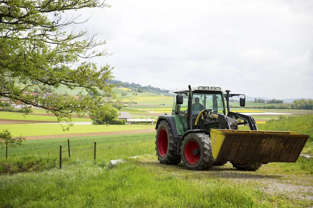Young Farmer Marco Hirt reist gerne um die Welt. Bild: Mareycke Frehner