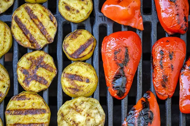 e2105f3daa62ebf9f902ef307cf58ed4436b29bd Weniger Fleisch = weniger Hitze", skandierten Aktivisten der Umweltschutzorganisation am Donnerstag auf der Place des Nations in Genf. (Bild Pixabay)