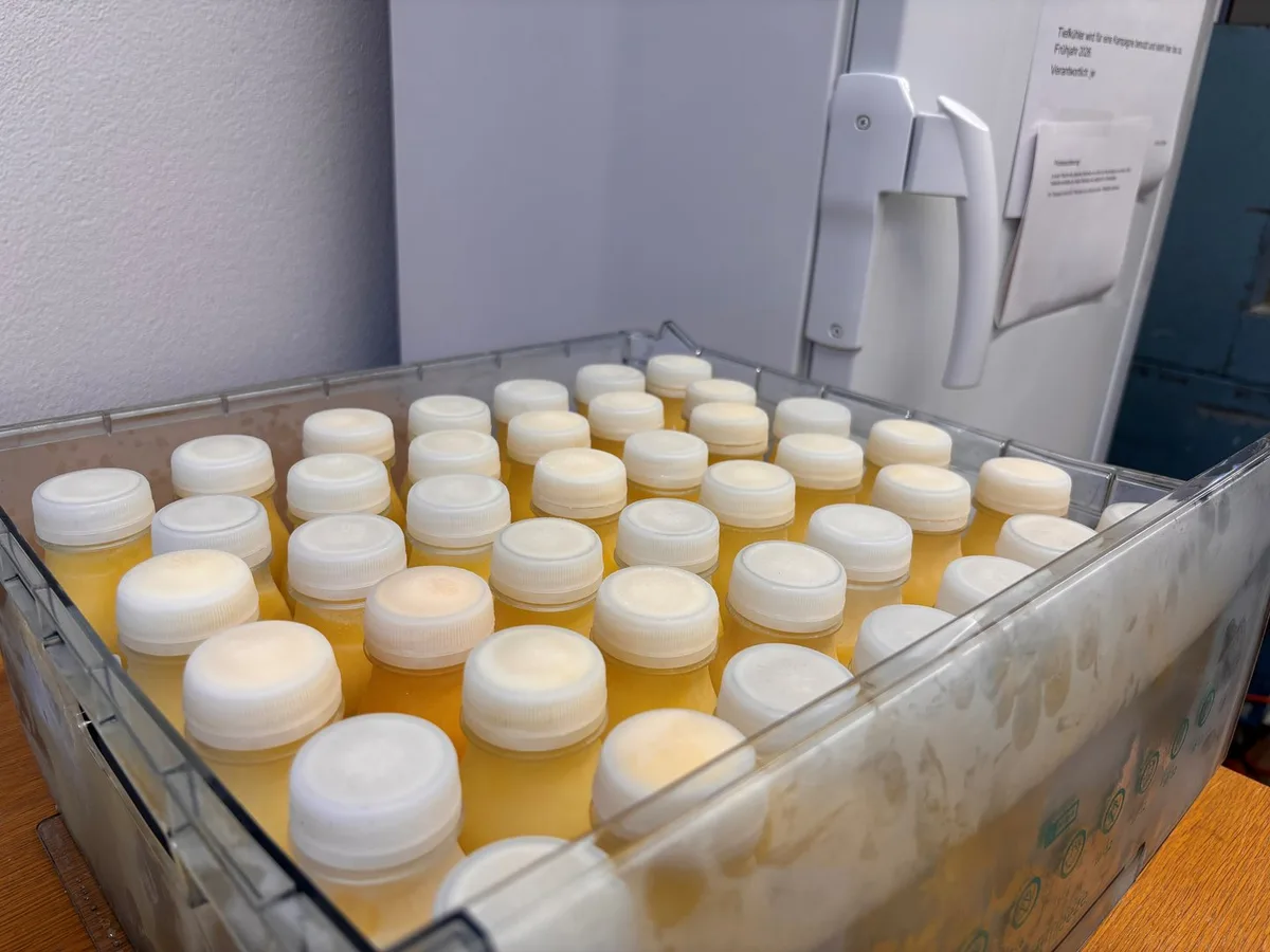 PFAS_MilchprobenFoto_Interkanlab PFAS-Monitoring in der Ostschweiz: Test zeigen regionale Hotspots mit belasteter Milch