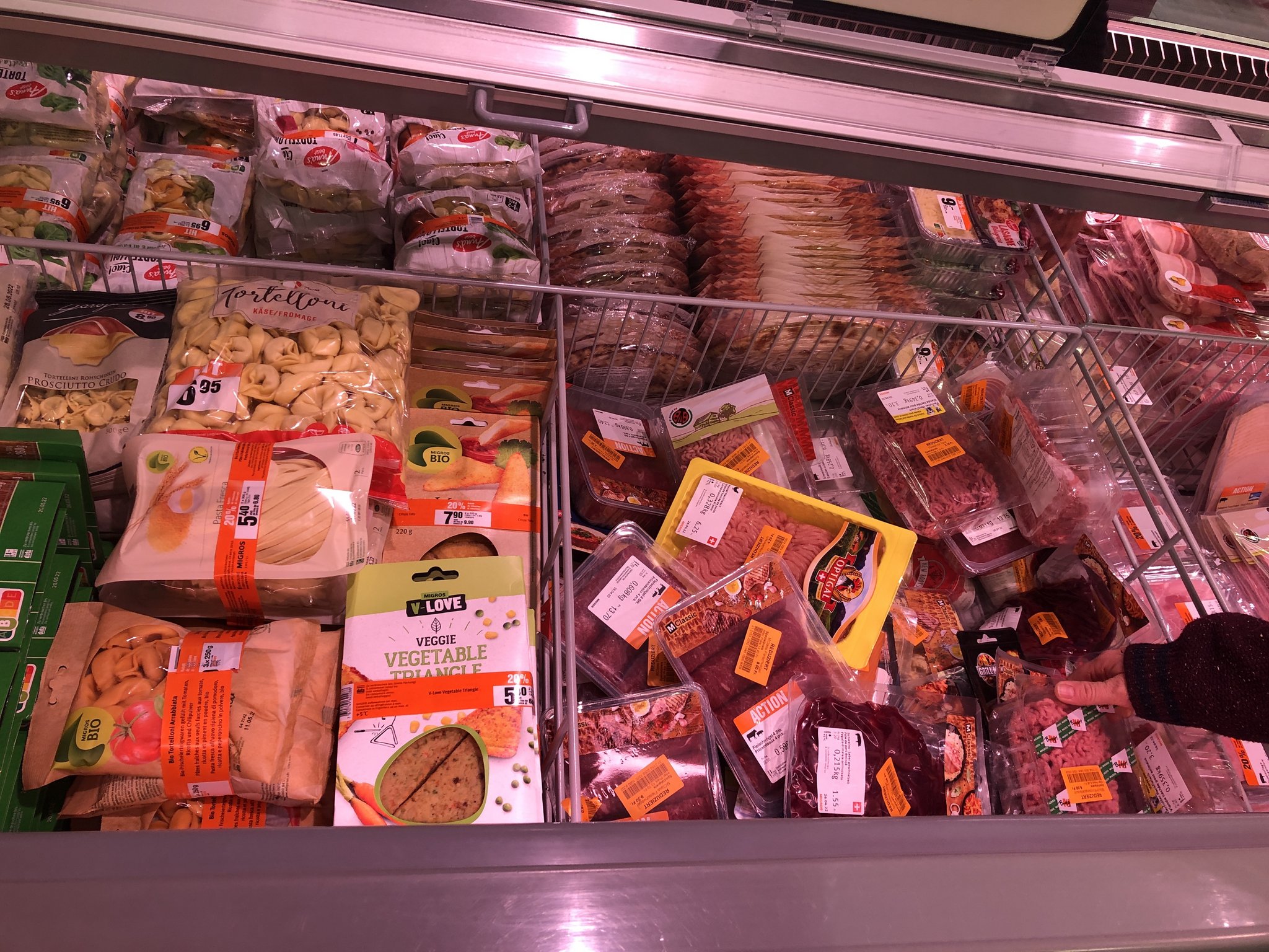 «Die vom STS kolportierten Zahlen sind falsch»: Coop und Migros verteidigen sich