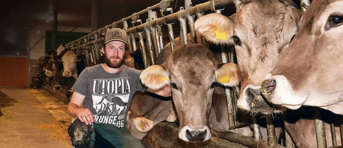 Jonas Fries ist zwar nicht auf einem Landwirtschaftsbetrieb aufgewachsen, verbrachte aber schon als Kind viel Zeit bei den Tieren auf dem Hof seiner Gotte.