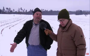 Bauer Wermelinger im Gespräch mit Viktor Giacobbo in einer Sendung aus dem Jahr 2015. (Bild Screenshot)