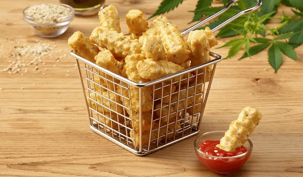 97385b4a48028d5cfc314ae01db3a257fd1881ed Hanf gilt als Superfood und macht die Kartoffel-Häppchen von Frigemo zum Trend-Produkt. (Bild frigemo)