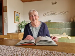 Margrit Gasser freut sich auf ihr gelungenes Projekt: «Kunscht und Choche»