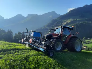 Mit dem Rumex-Spritzbalken lassen sich bis zu 90 Prozent Herbizide sparen.