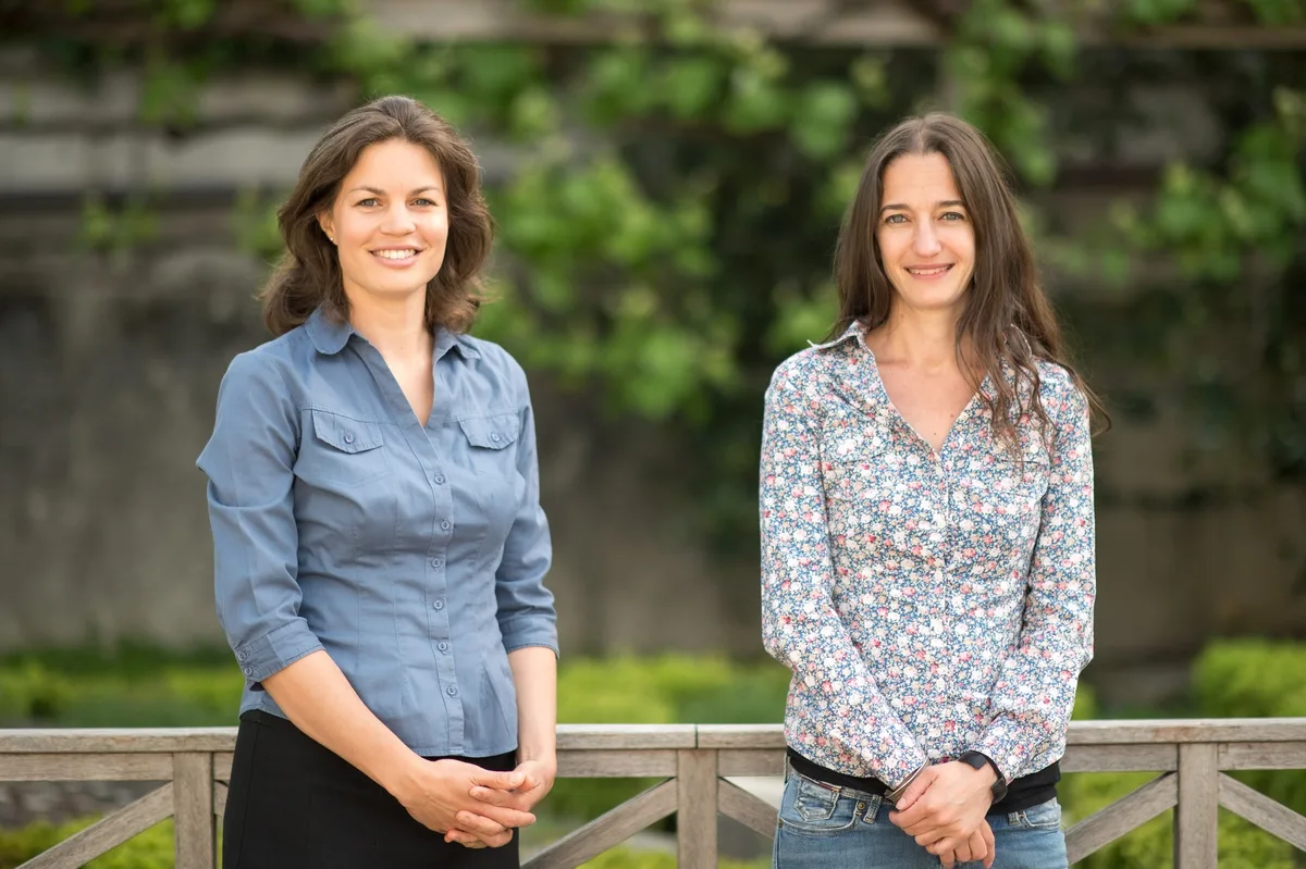 111dada4835abbc5f595231be4e780dbb87ad336 Carmen Sangin (links) und Elisa Domeniconi werden sich ab August die Leitung des Labels «Fourchette verte» teilen. (Bild Joao Images)