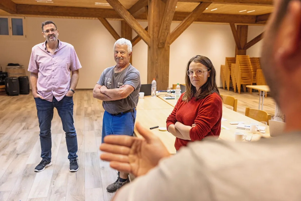 Christian Thalmann (links), Jean-Jacques Duperrex und Noëmi Elmiger (rechts)