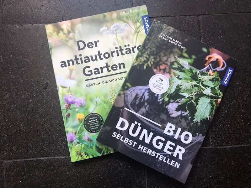6cb725013242cd4a2d8f0d95f48560c660496372 Das neue Gartenjahr bietet die Gelegenheit, Neues ausprobieren. Zwei Gartenratgeber helfen dabei. (Bild Esther Thalmann)