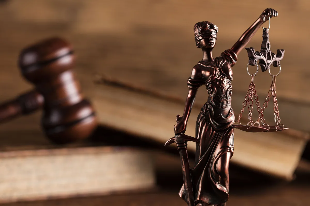 3c9e1e5417ae0113cfef54c63fba0d5afb0dfec4 Justitia war einem Toggenburger Landwirt und Viehhändler dieser Tage günstig gesinnt. (Symbolbild Shuttershock)