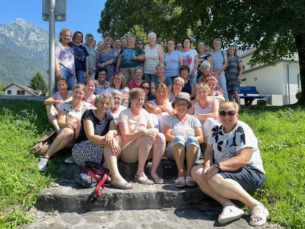 Zuger_Ba__uerinnenreise_2023 Zuger Bäuerinnen auf den Spuren der letzten Hexe Europas
