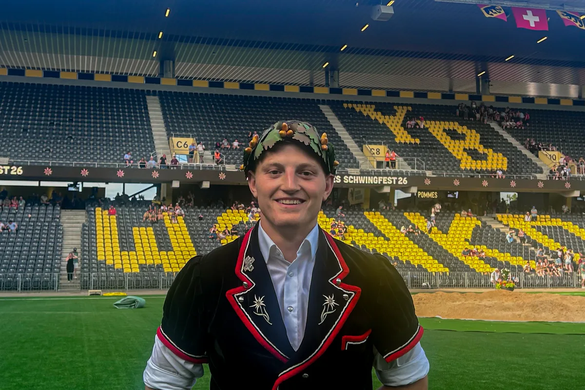 lüthi_david.png David Lüthi holte seinen ersten Teilverbandskranz. Damit schaffte er den Sprung vom einfachen zum doppelten Sternschwinger.