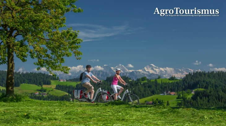 610297575e4c0fd1c7189a8345a842305717e47b Die Hügellandschaft bietet mit 450 Kilometern ein ausgedehntes Netz an E-Bike-Routen. (Bild Emmental Tourismus)