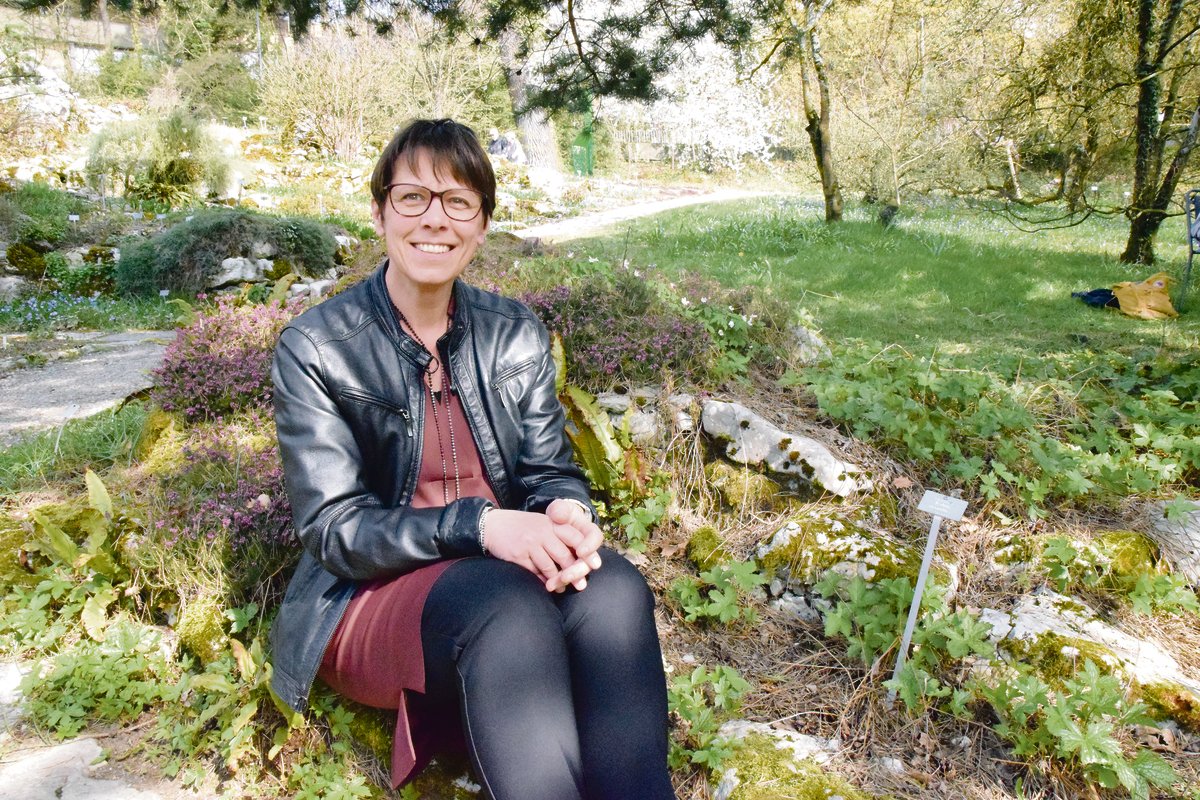 Politisches Engagement und Landfrauen-kochen-Image gehen bei Anne Challandes gut zusammen: «Das ist ein ganzes Paket und zeigt die verschiedenen Facetten einer Bäuerin oder einer Landfrau. Diese Art ist unser Fundament, unsere Wurzel.»(Bild Esther Thalmann)