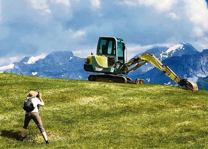 4d20486cbb1bebadac765fdbef00a832553bdc283913e9ce6b1593518a6c8e16 Die Urner Alpen vor der Linse