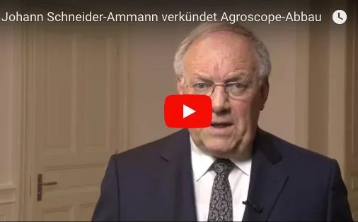 0f0adff6272ad41536c90bbe86418e55b949a17c Johann Schneider-Ammann verkündet den Agroscope-Abbau per Video. (Screenshot Youtube-Kanal des Bunds)