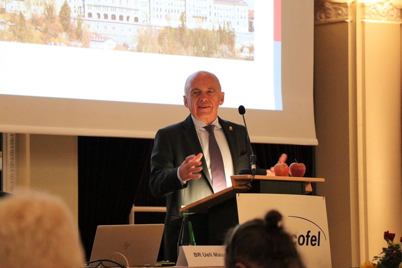 Bundesrat Ueli Maurer ging in seinem Referat vor allem auf die Corona-Pandemie und den Klimawandel ein. (Bild lid/as)