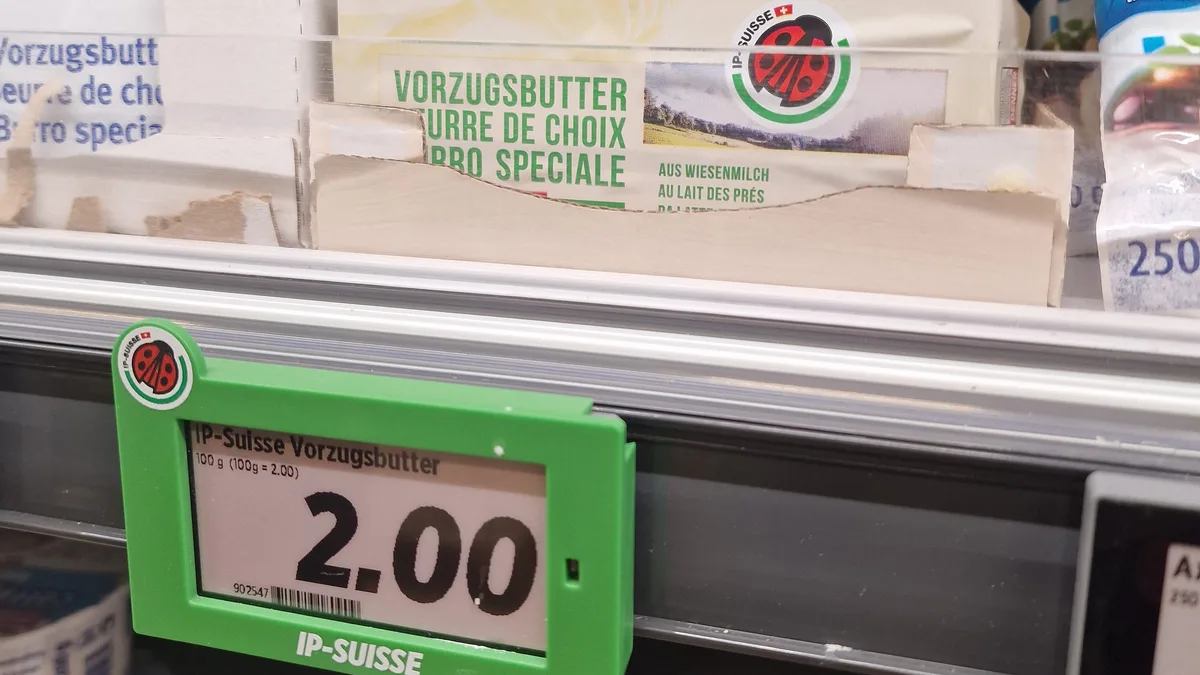 20250325_120350.jpg Seit 10 Jahren ist IP-Suisse mit dem Käfer im Discounter Denner präsent. Massgeblich daran beteiligt war damals der heutige Migros-Chef Mario Irminger.