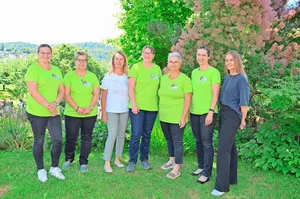 Das Team der KÖW der Zürcher Landfrauen und ganz rechts die Referentin Luana Eggerschwiler.