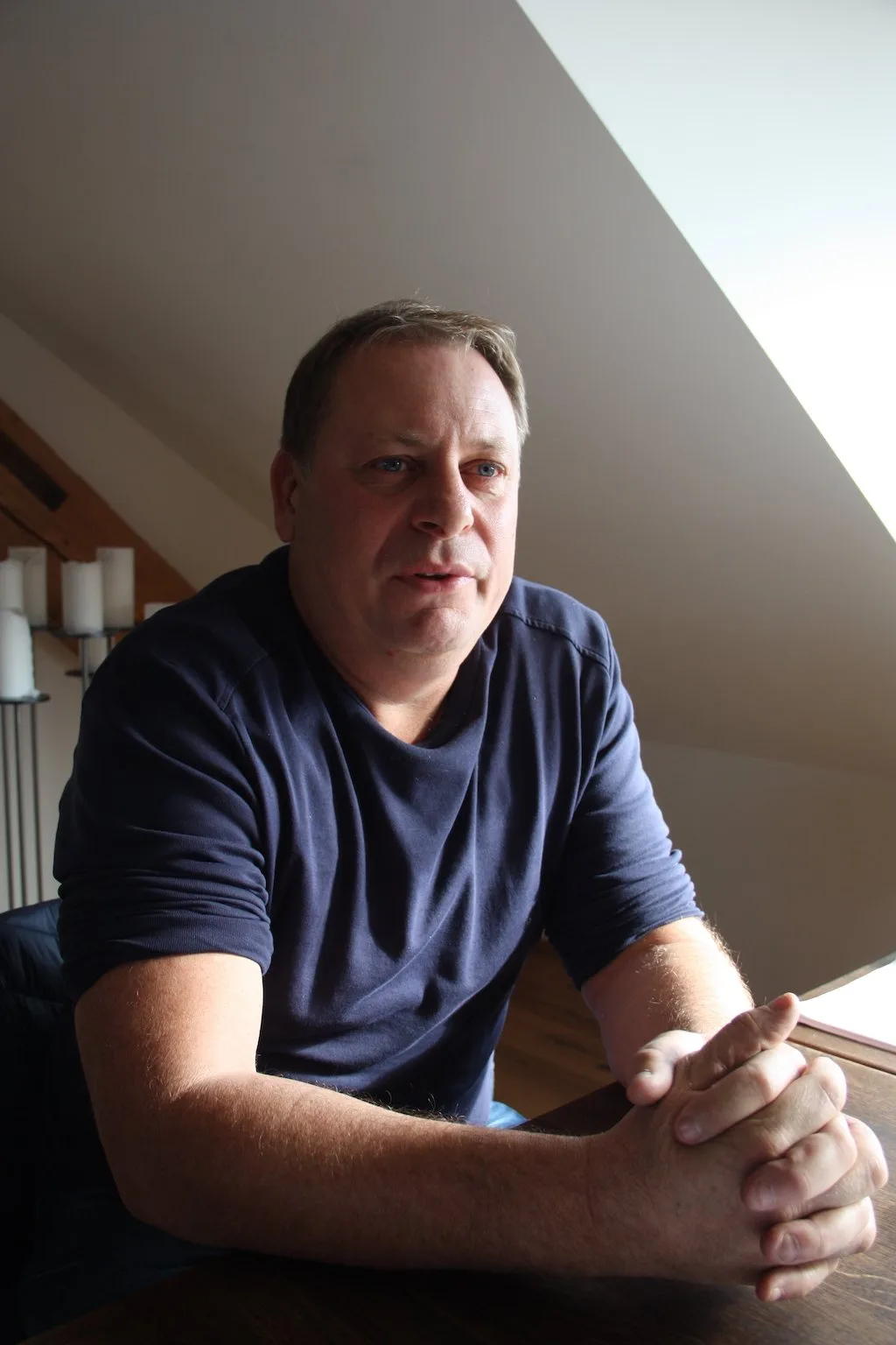 e5c4a98e281d2c8343f155e07fe96cd02327b51d Für Rolf Etter ist die Mutterkuhhaltung in seiner Betriebsgemeinschaft gefährdet. (Bild Andrea Wyss)
