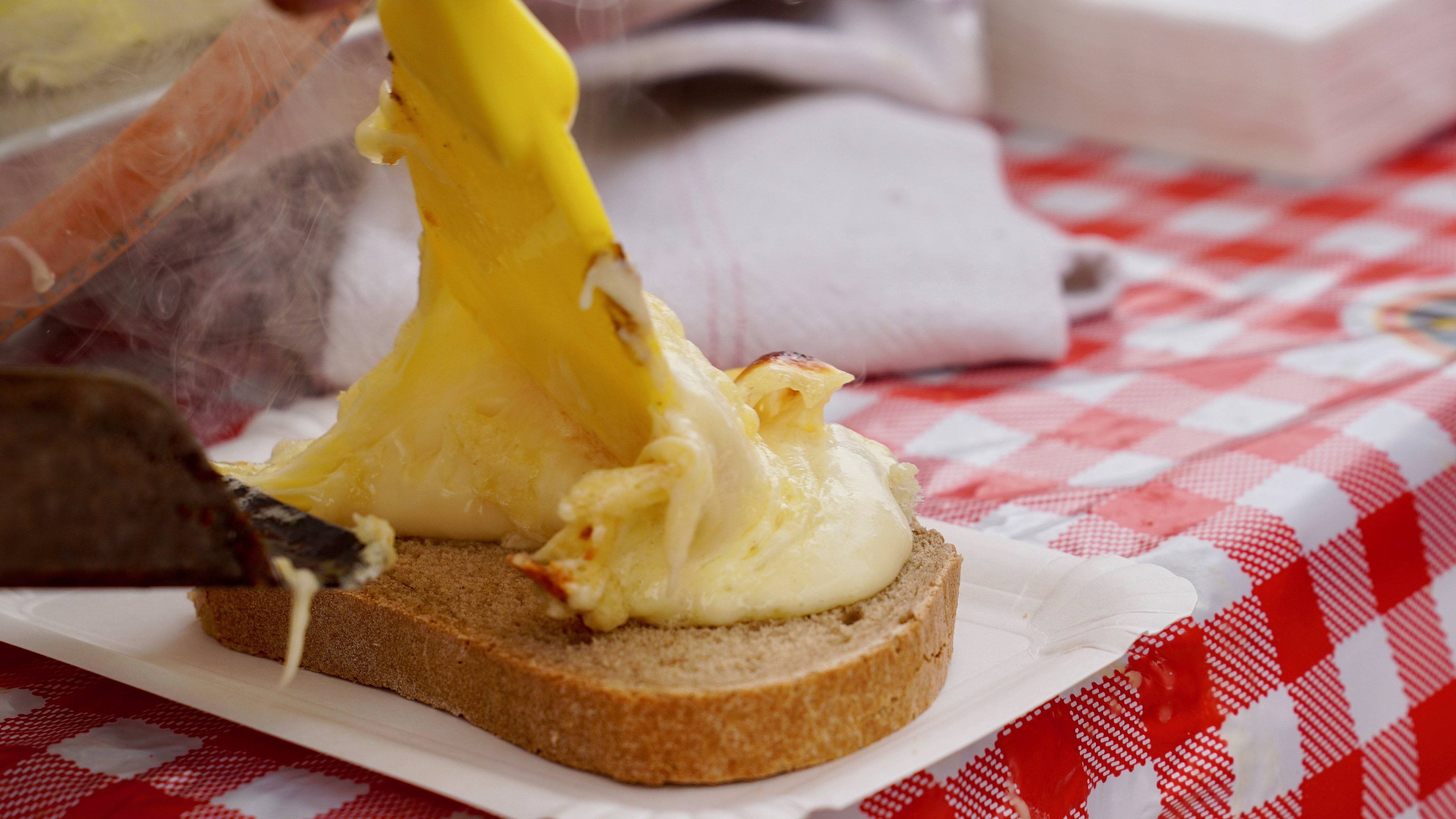 Raclette Suisse muss einen Grossteil der Marketingmassnahmen streichen.