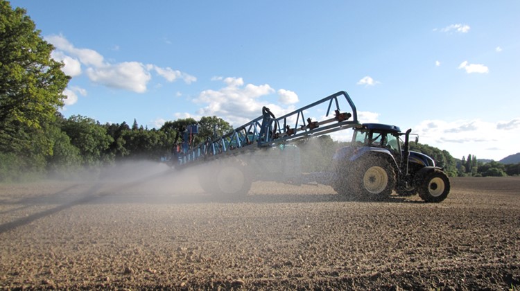 Eine nationalen Lenkungsabgabe auf Pestizide stiess auf Zustimmung. (Bild Jeremie Suchet / landwirtschaft.ch)