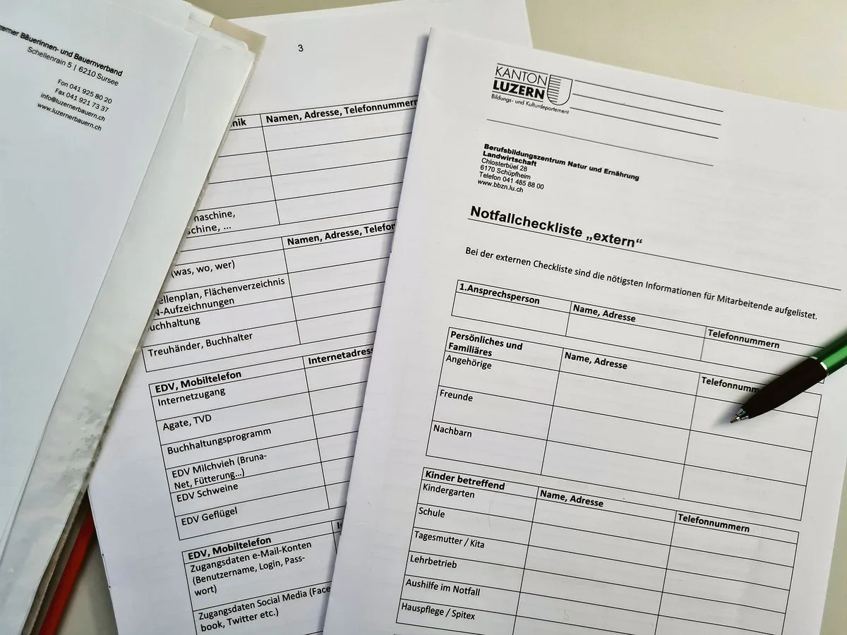 8b1ddea65241a86dd8214783c3ba7bdd4e9f1ca6 So könnte eine Checkliste aussehen. Am besten erstellt jedes Betriebsleiterpaar gemäss den individuellen Bedürfnissen eine eigene Liste für seinen Betrieb.(Bild fj)