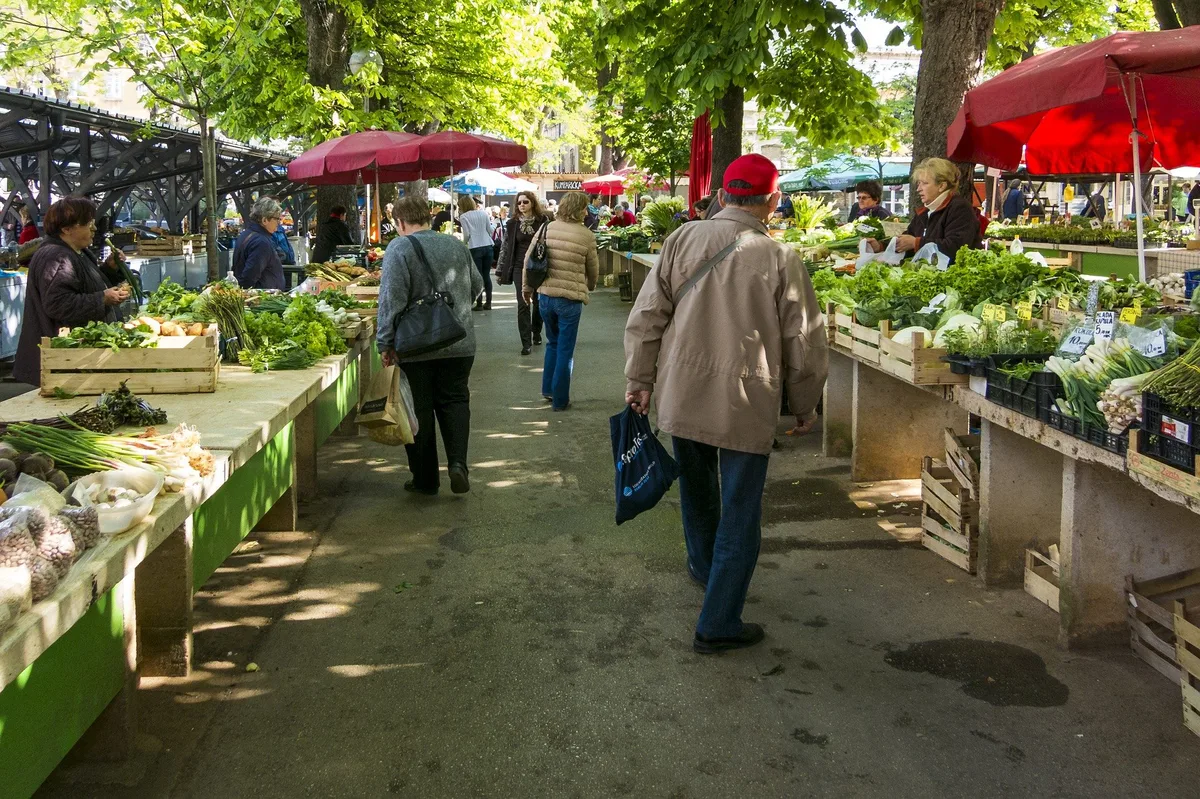 market-g99edd66b0_1920 Hofladen, Abos, Marktstand - Alles über die Direktvermarktung