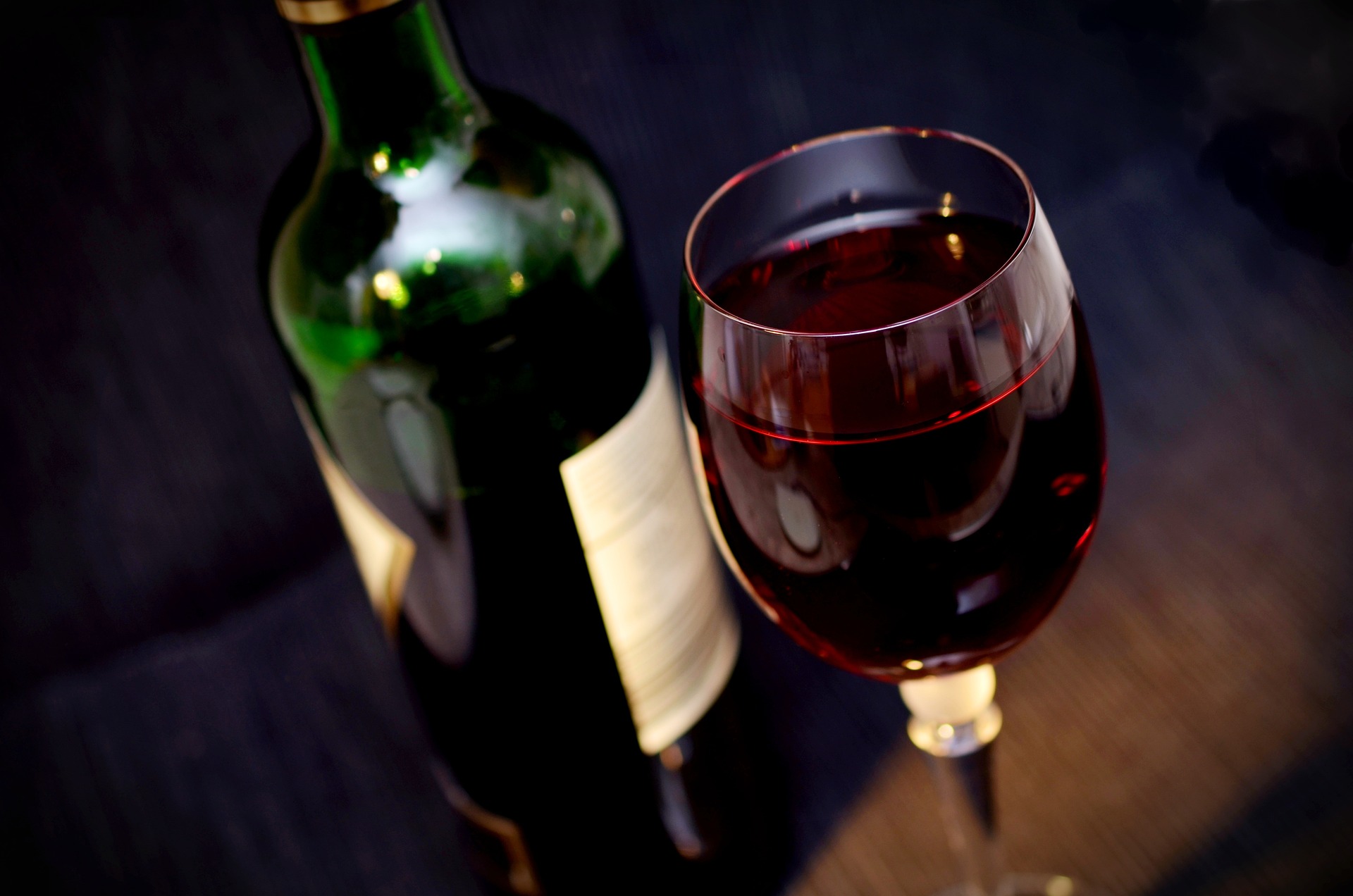Fünf Medaillen für Knospe-Weine am grössten Schweizer Wein-Preis