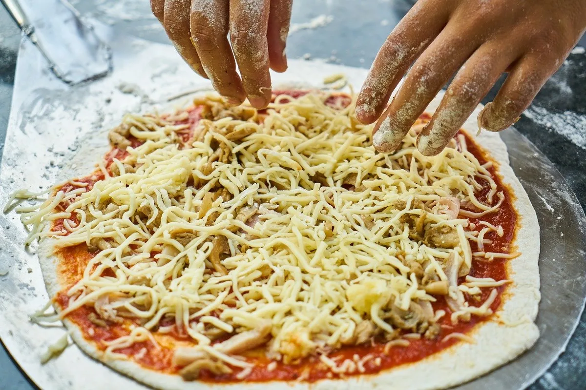 07cf91d32b08266a267617d44cc685e316d74a72 Schweizerinnen und Schweizer scheinen in der Corona-Krise das Kochen und Backen entdeckt zu haben. Das lassen jedenfalls die Zugriffszahlen auf die Rezeptdatenbank von Swissmilk vermuten. (Bild Pixabay)