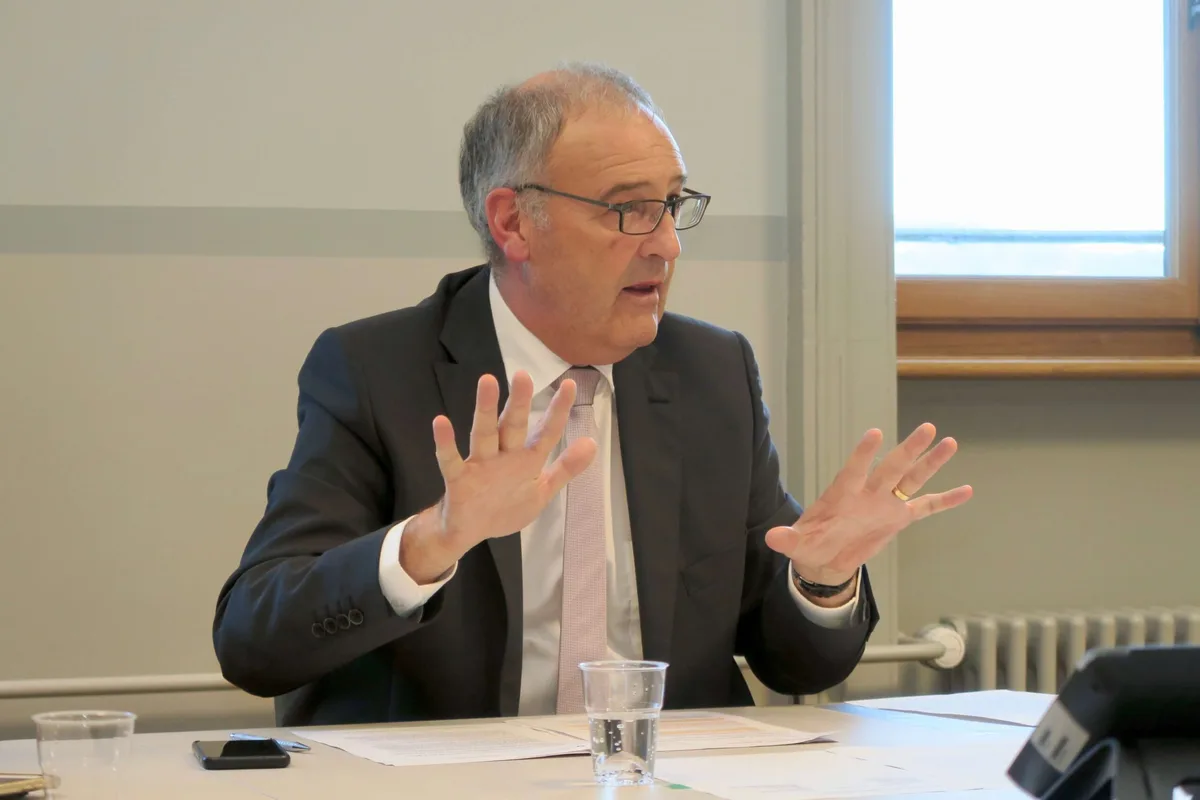 ea99769dc33068a87c85f2568d0217a02425cc15 Guy Parmelin, Schweizer Landwirtschafts-Minister in der Defensive. (Bild: «die grüne» / Jürg Vollmer)