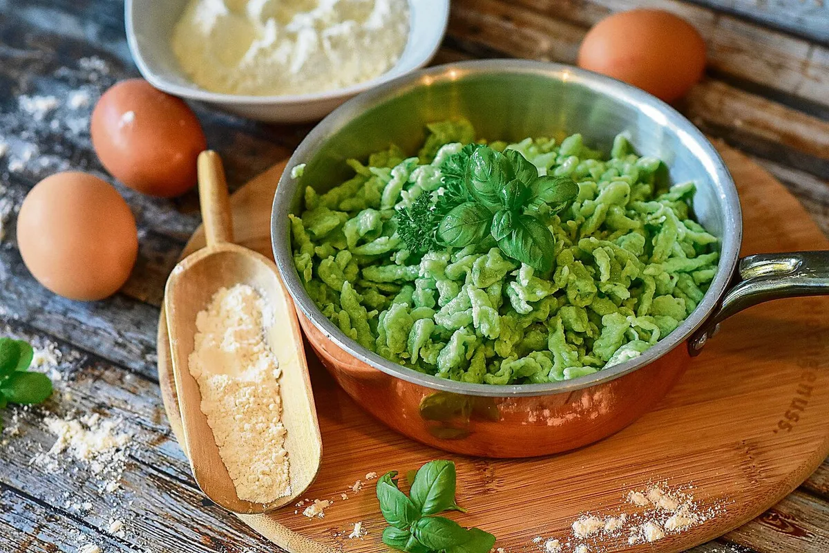Sieht gut aus und schmeckt auch so: Auch Gerichte wie Kräuter- oder Spinatspätzli können angepasst werden.