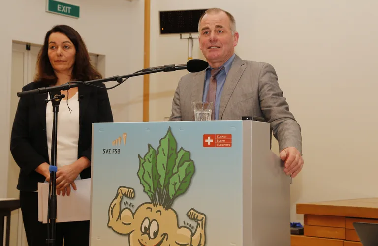 63d9ca8adf04c93aaecbabdbe2766499c228cf4a Einig wurden sich Franziska Herren und Josef Meyer nicht. (Bild ji)