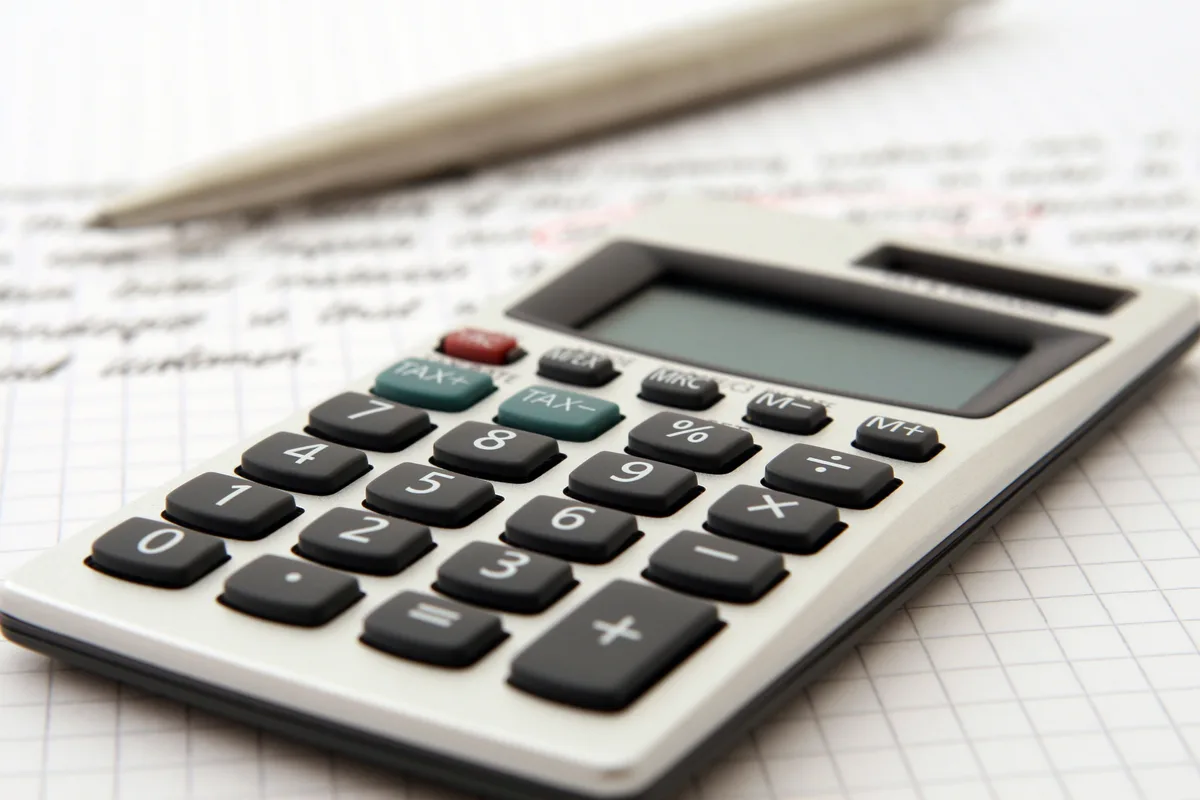 shutterbug26-accountant-1238598.jpg Die neuen Vollkostendaten seien nützlich für Betriebe und Branche, so der SBV. Er arbeitet aber selbst an einem weiteren Instrument für Preisverhandlungen.