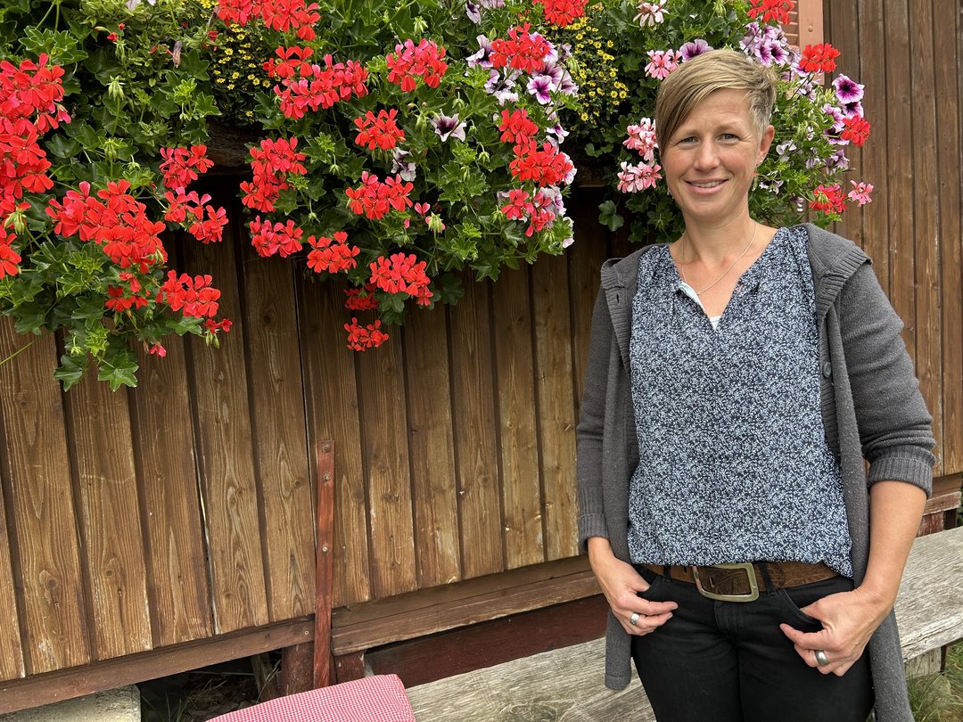 Für Bäuerin Brigitte Scherrer wurde ein Hüttli zur Herzenssache