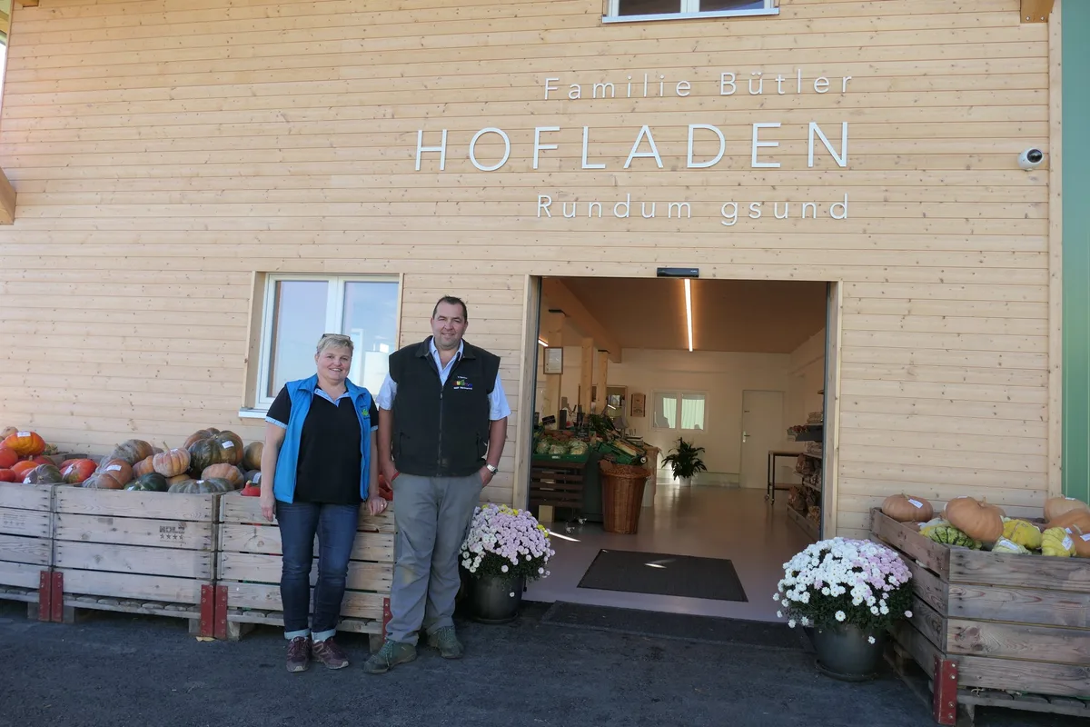 BZ-LAN2-45-Hofladen-Buetler Familie Bütler hat in einen modernen Hofladen investiert: «Plötzlich sehen wir lauter neue Gesichter»