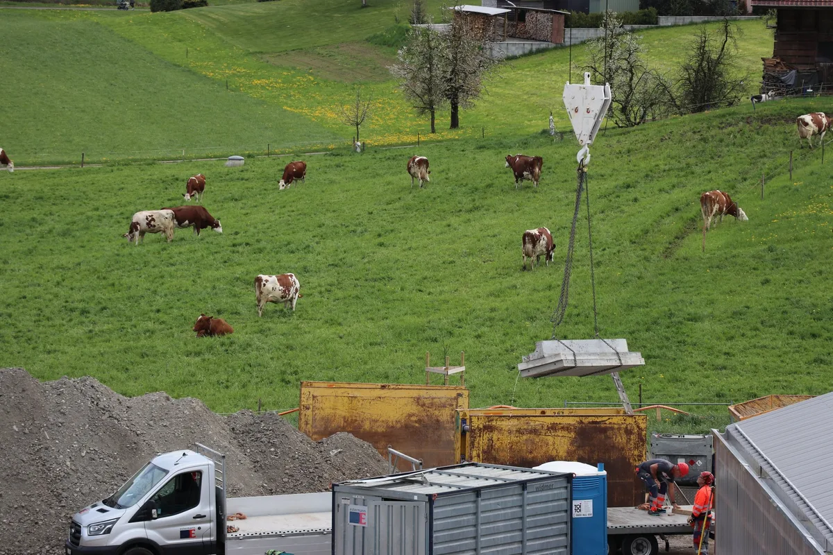 bauen_Land_verbauen Der Rückzug der Landschafts-Initiative erspart dem SBV einen weiteren Abstimmungskampf