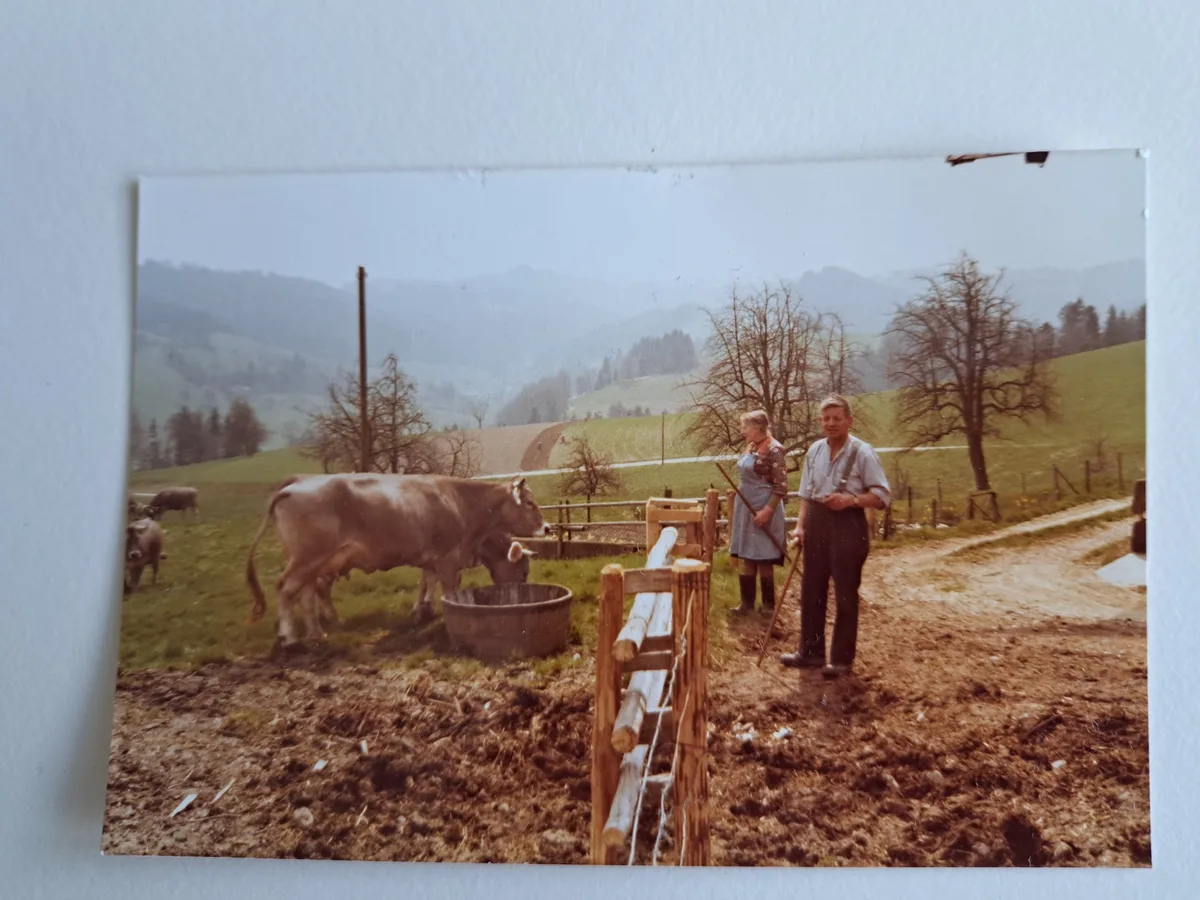 Mittelflu__hlen_Luthern_Hans_sen_und_Mutter_26.4.1978 Wie mir als Kind Sparsamkeit eingebläut wurde