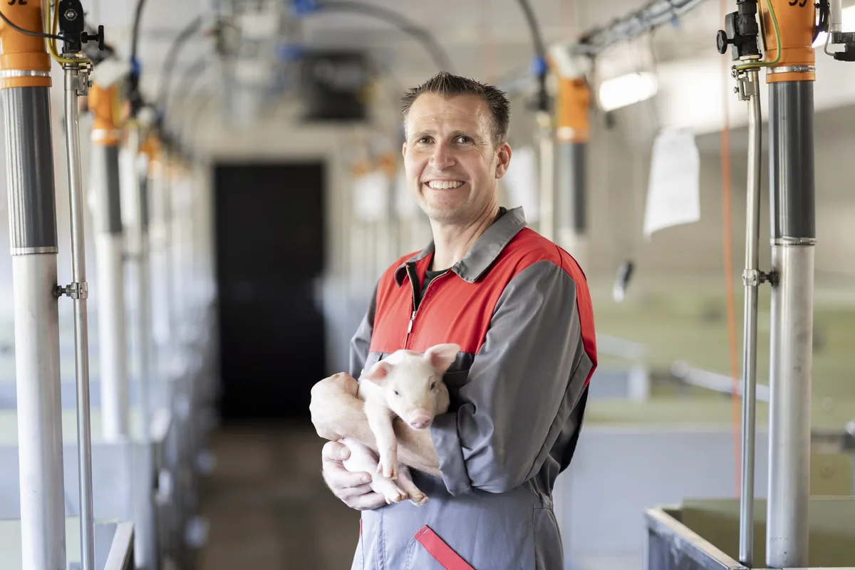 Schweinehalter Peter Anderhub aus Muri ist einer der 21 Finalist
