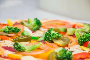 Im Leitfaden von Fourchette verte liegt der Fokus auf Saisonalität, Gemüse und pflanzlichen Proteinträgern.