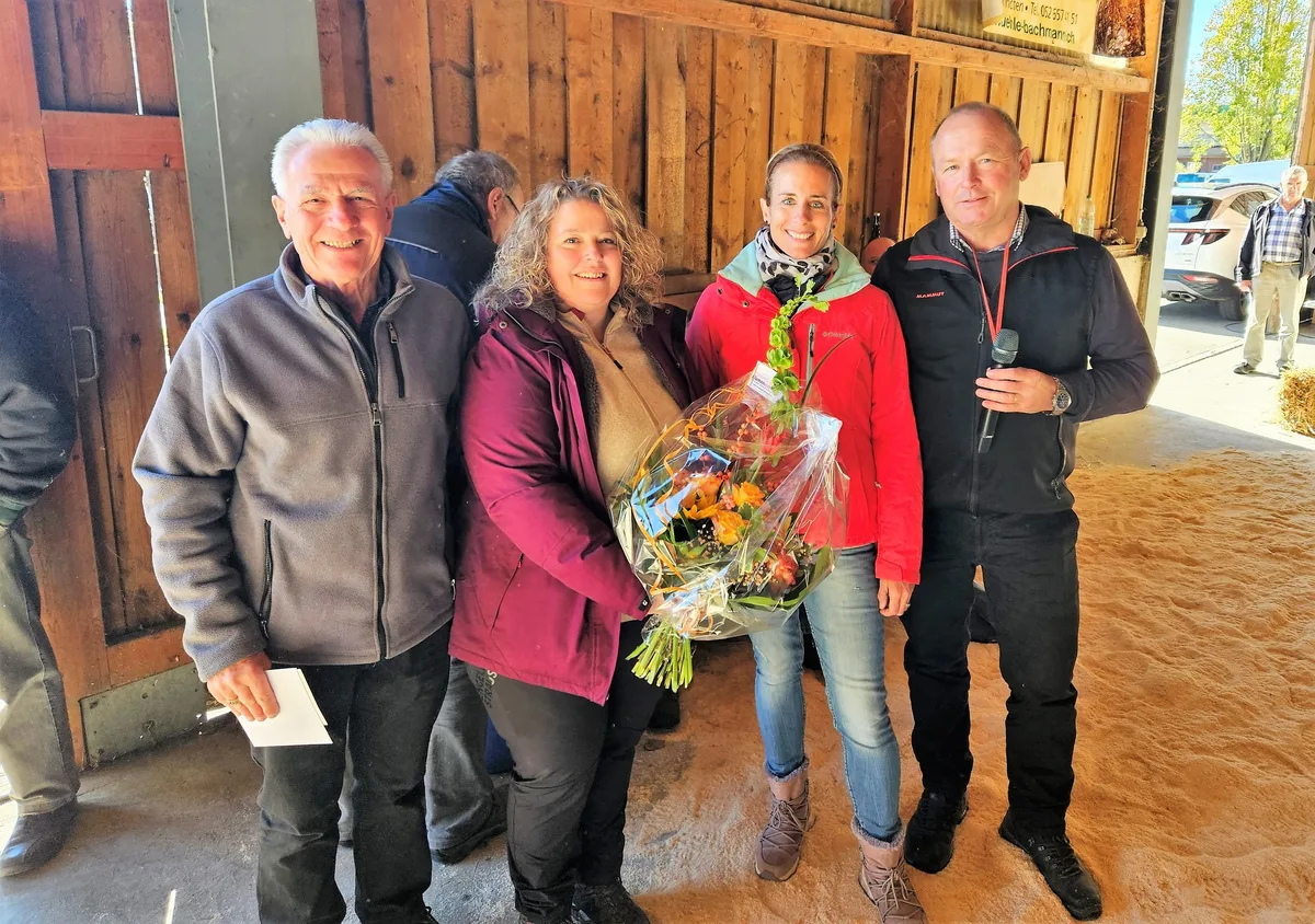 Frauenfeld_Auktion_Nov._23_Ehrungen Flotter Verkauf und eine neue Geschäftsführerin