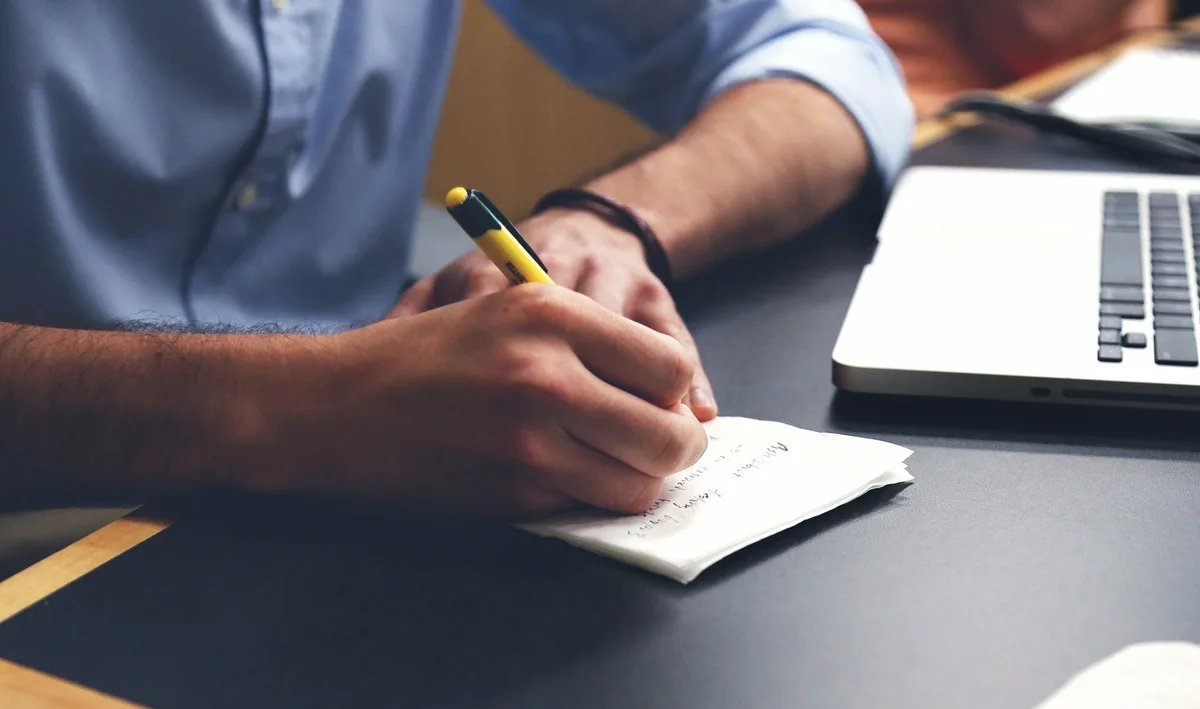 Eine Weiterbildung kann helfen, den eigenen Weg für sich und seinen Betrieb zu finden. Bild: pixabay