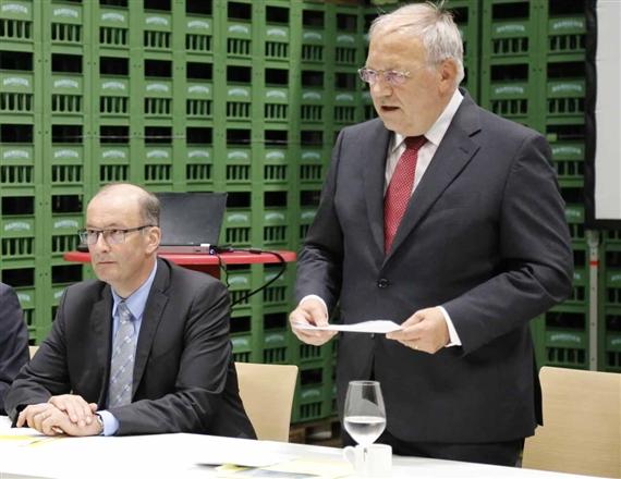 Markus Ritter (links) und der abtretende Bundesrat Schneider-Ammann hatten das Heu selten auf der genau gleichen Bühne. (Bild lid)