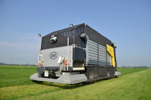 Der Lely Exos automatisiert die Ernte und Verfütterung von Frischgras. (Bilder Lely)