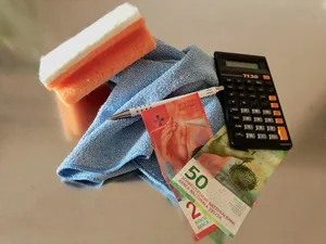 Zukünftig werden Bäuerinnen mehr Lektionen in Recht und Betriebslehre bekommen. (Symbolbild et)
