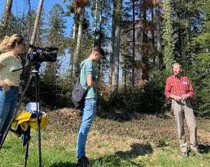 Ruedi Gerber, Präsident Wald Luzern informiert die Medien. (js)