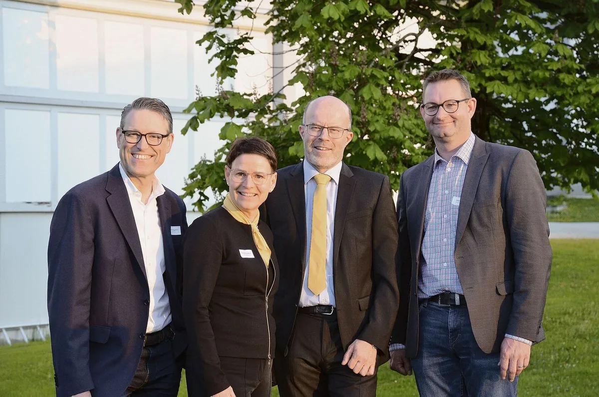 65bb29382b04f7df1f5f9e597ed079d36be37e8a7bd216b8fa61af35b7ff3551 Martin Angehrn, Elisabeth Federer, Urs Bolliger und Peter Nüesch (v. l.) wollen die Regionalmarke weiterhin stärken.