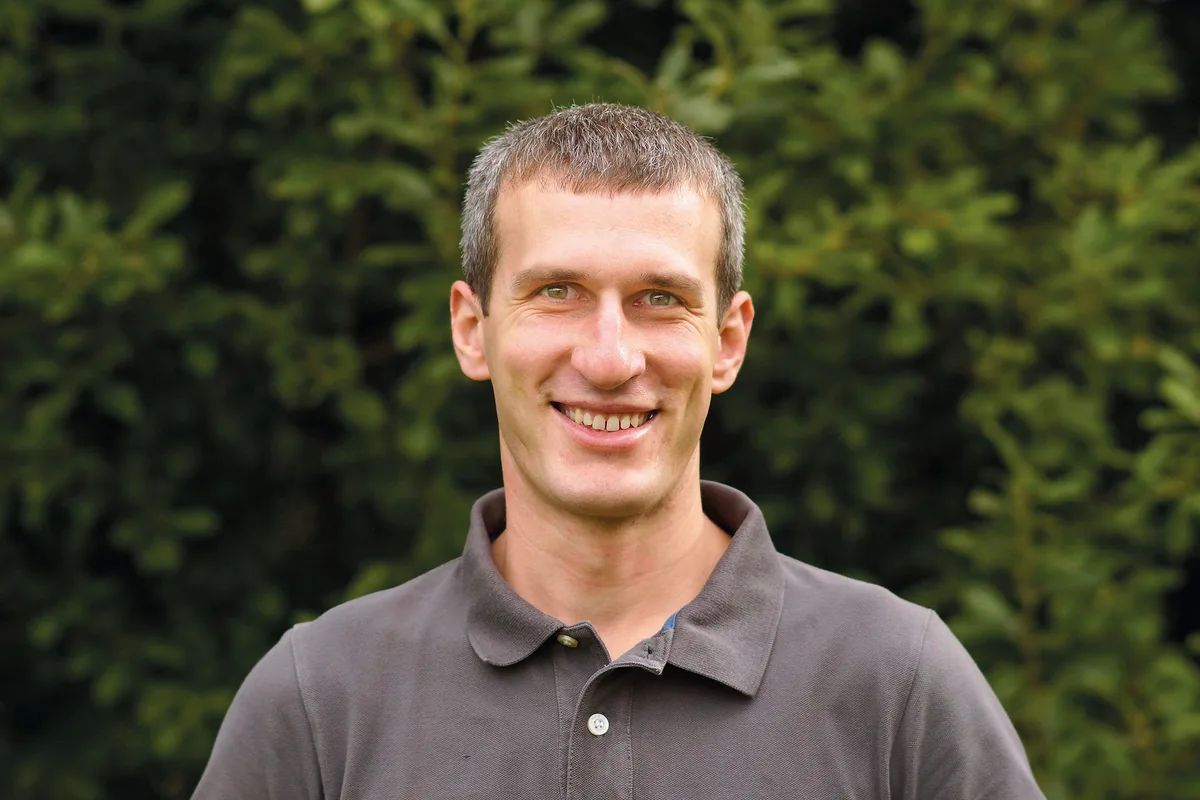 Raphael Müller findet ÖLN-Gemeinschaften sinnvoll, denn sie ermöglichen Landwirten, etwa die Fruchtfolge über die Fläche beider Betriebe zu planen. Bild: zVg