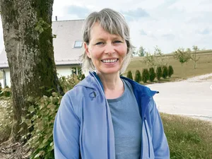 Katrin Carrel leitete vergangene Woche den Stiegenhof-Flurgang. Sie wird ab Herbst im FiBL tätig sein.