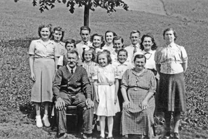 Reicher Kindersegen: Die heute 89-jährige Josefina Bodenmann-Wicki ist als eines von 13 Kindern auf einem kleinen Bauernhof im Entlebuch aufgewachsen.