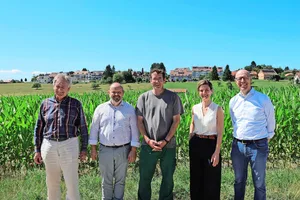 Stellten das Projekt vor: Wolfgang Sturny, Swiss No-Till; Daniel Imhof; David Jaccoud; Aude Jarabo, Agroimpact; Eugenio Simioni (v. l. n. r.).